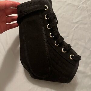 Black High-Top Women's Shoes